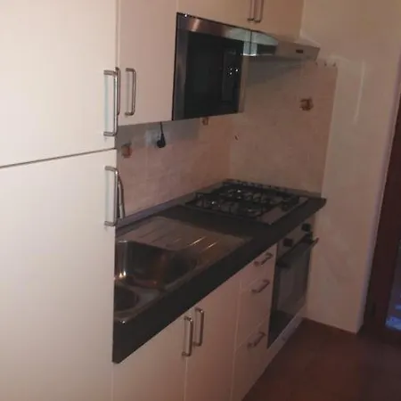 Perasso 4 *