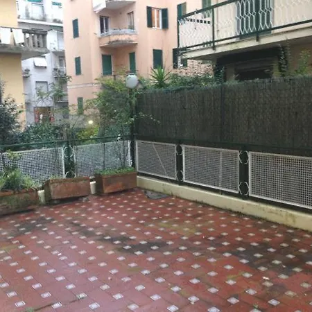 Apartment Perasso 4 *